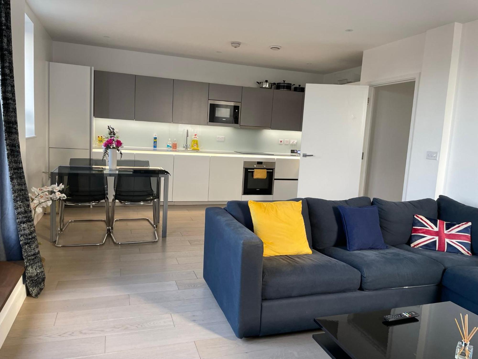 Modern & Spacious Penthouse In North London 아파트 외부 사진