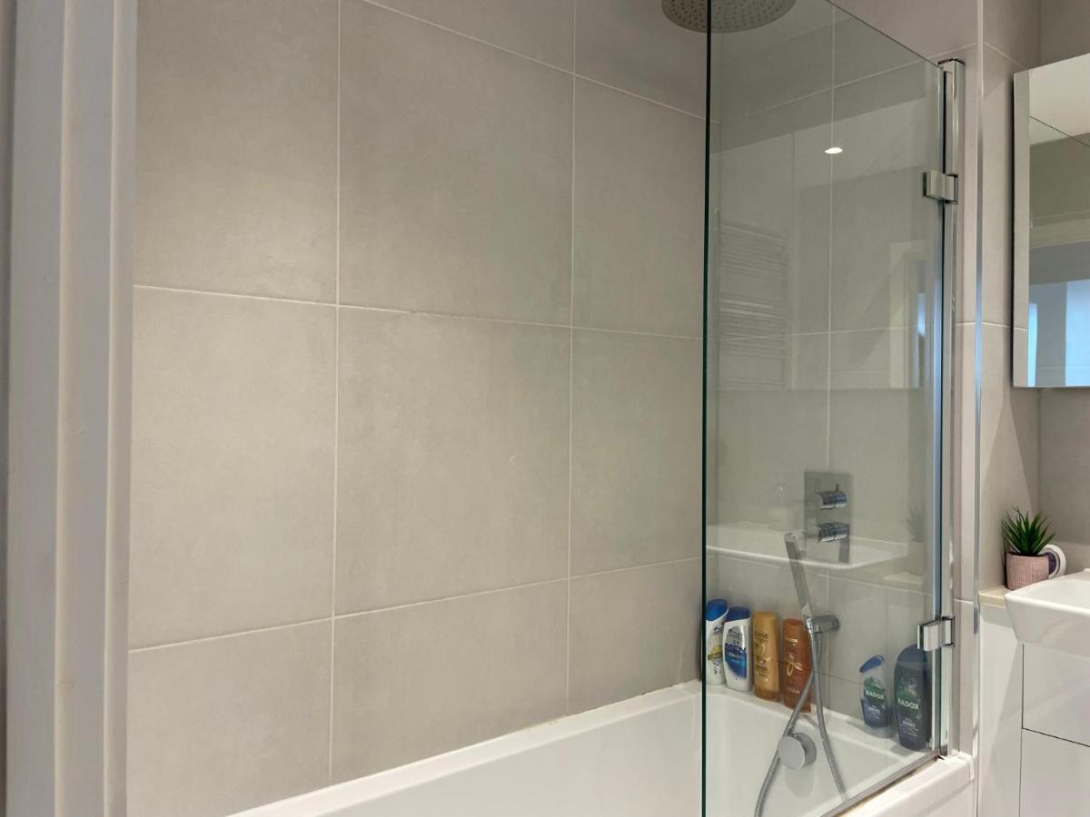Modern & Spacious Penthouse In North London 아파트 외부 사진