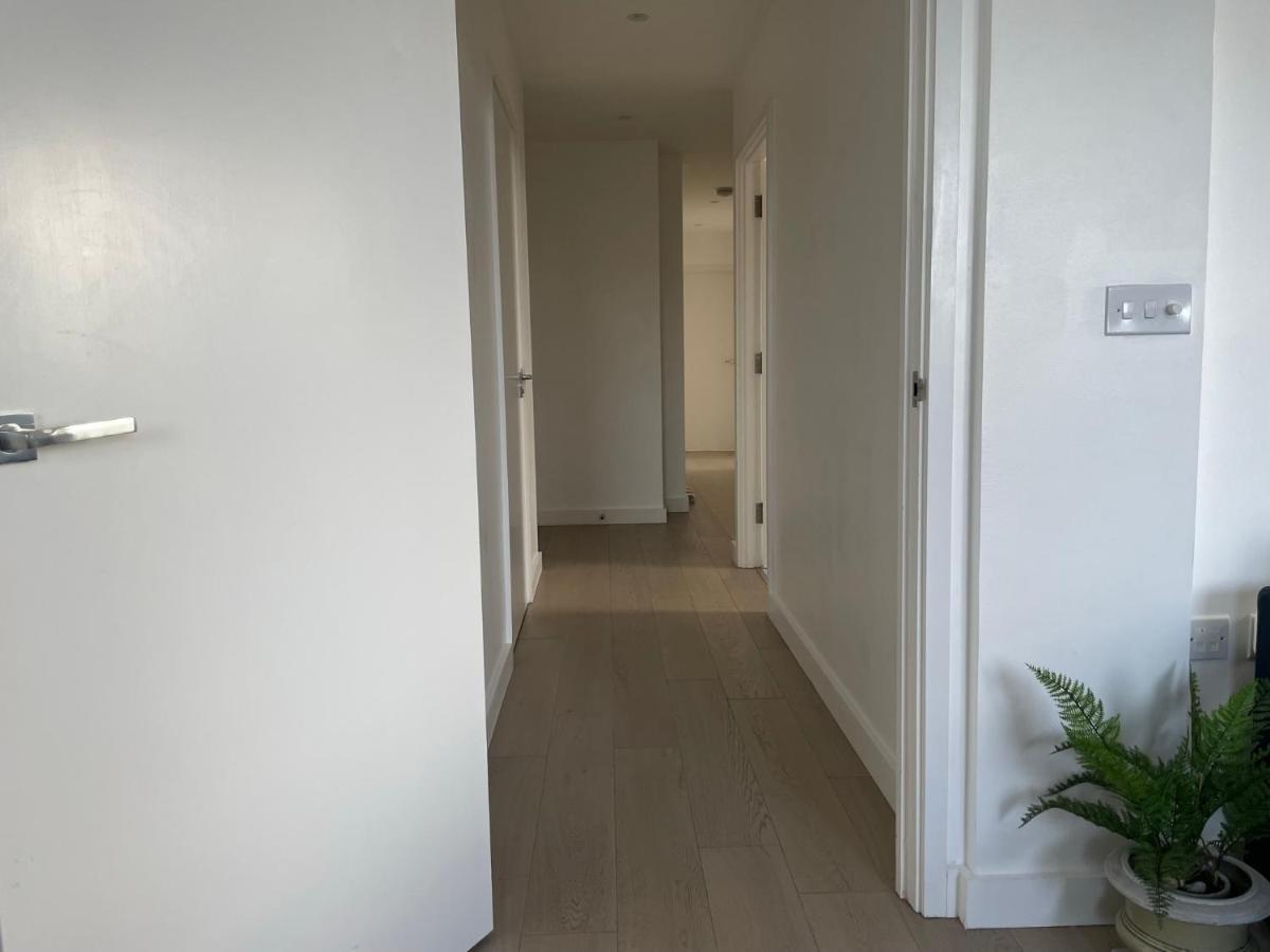 Modern & Spacious Penthouse In North London 아파트 외부 사진